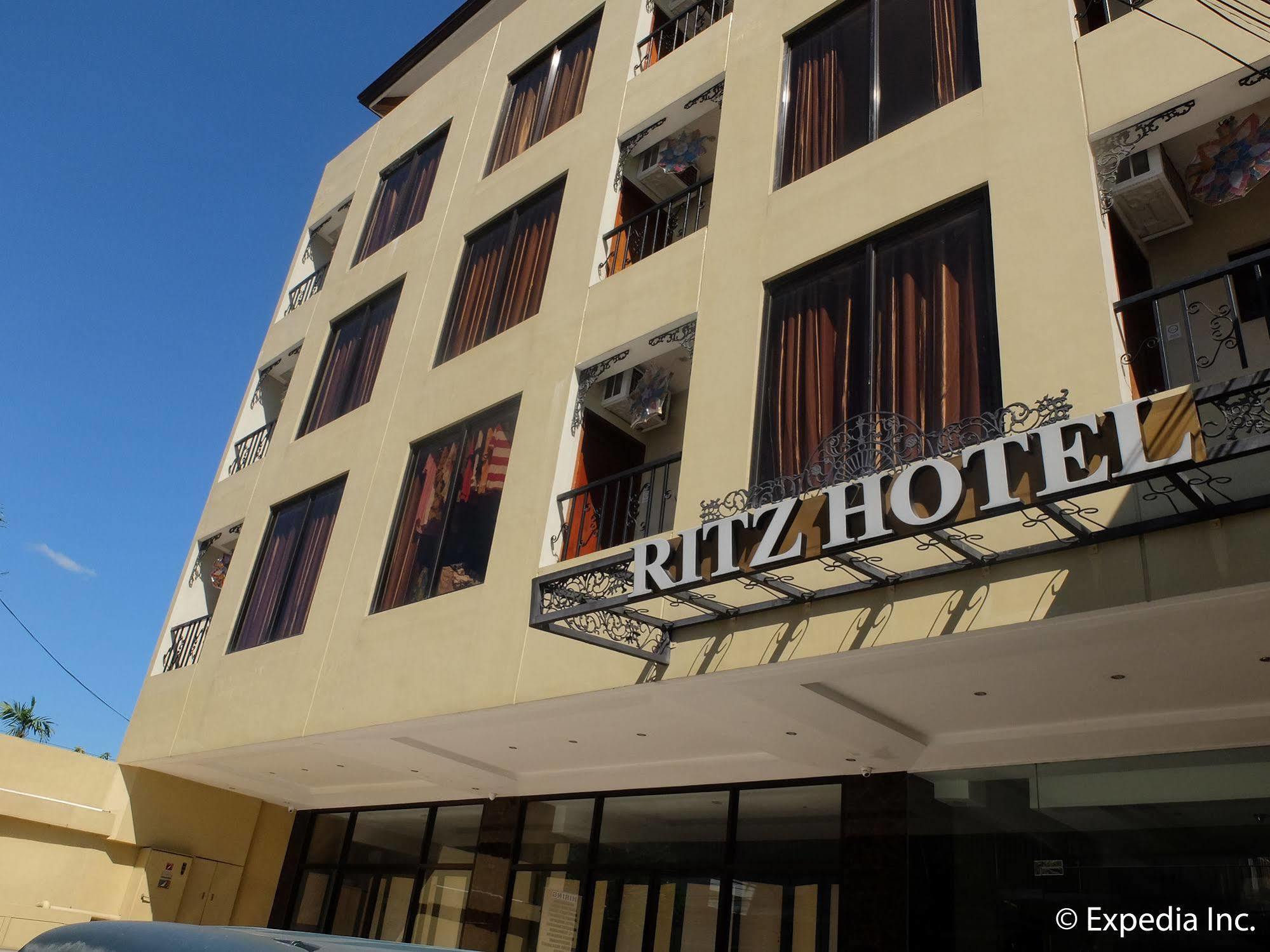 Ritz Hotel Angeles Exteriör bild